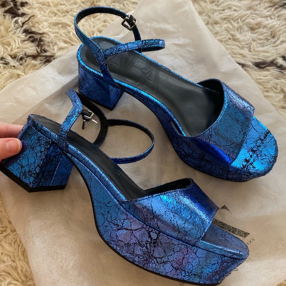 Blue Metallic Zara Platform Block Heel Sandal Size 38 - Picture 4 of 6